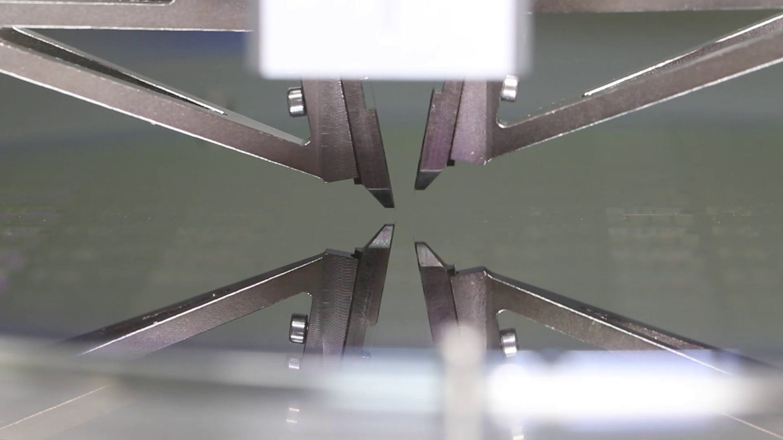 Photonic Device Testing – ficonTEC Service